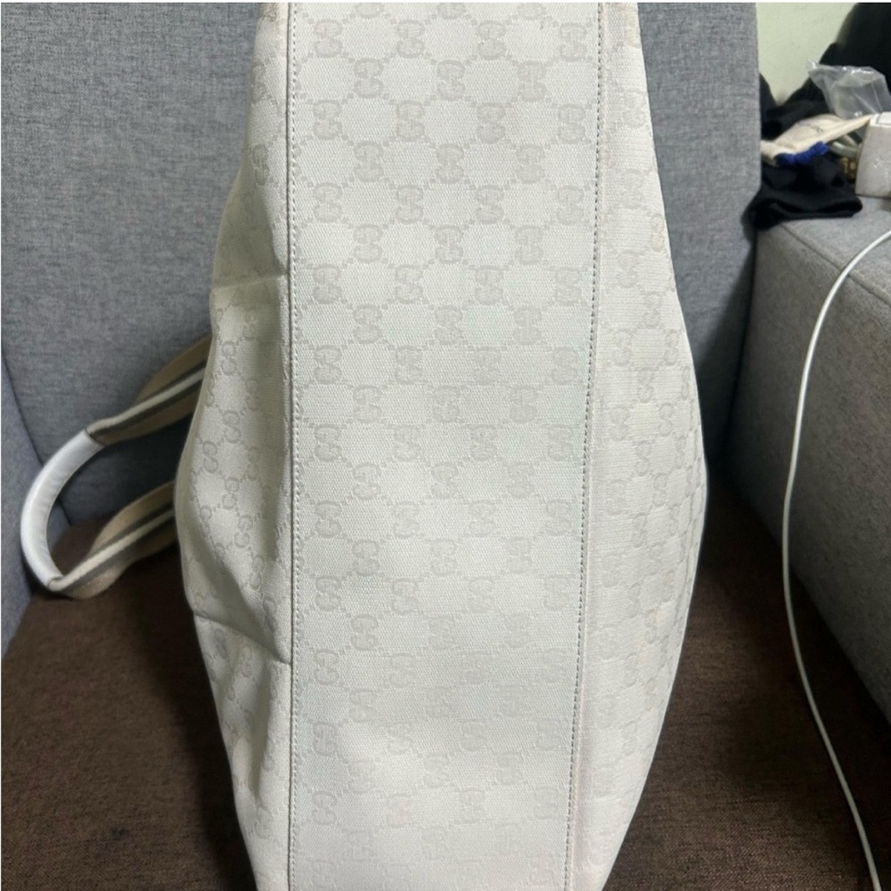 Gucci Canvas Beige and White Tote Bag - Picture 6 of 9